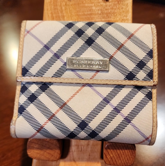 Burberry Checkered Wallet Blue Label - Picture 1 of 6